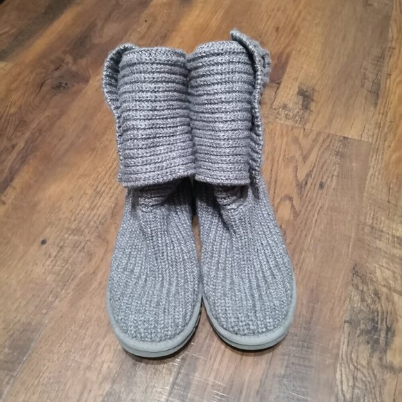 UGG Women's Classic Cardy Sock Boots Gray Knit Sheepskin Winter Fold Over Size 6 - Picture 6 of 9